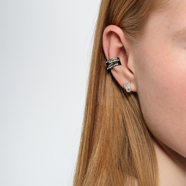 Serti sur Vide イヤリング　