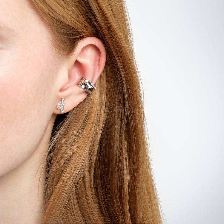 Serti sur Vide スタッドピアス　ピンクゴールド　ペアシェイプダイヤモンド1石